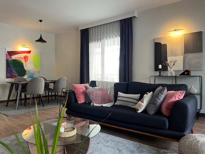 Modern and lovely flat 3bedrooms in city center Apartments for Rent