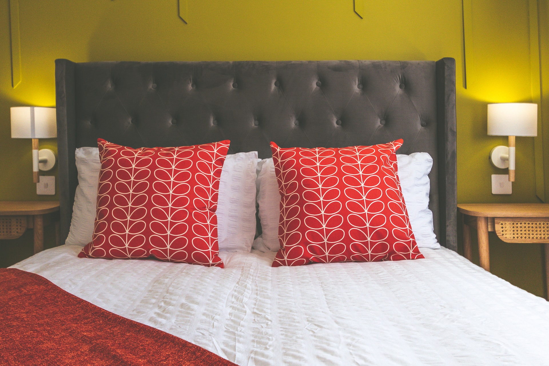 Modern home, perfect Lytham location, sleeps 10!