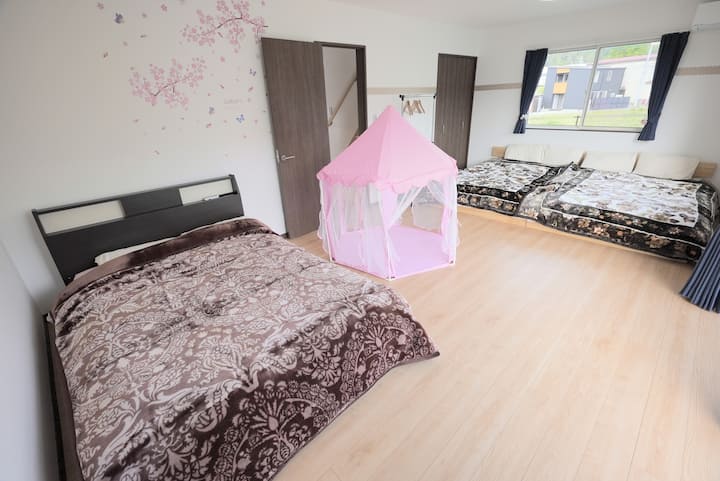 我们可以为儿童出租室内帐篷。