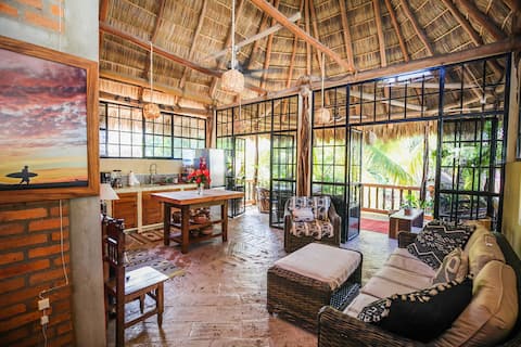 Popular Airbnb listing: Amazing Palapa House in the Heart of San Pancho in Bahía De Banderas