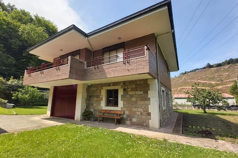 Spacious House in Fresneda, in the Saja Reserve