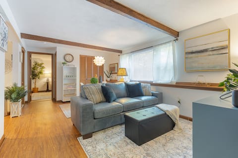 Cozy Quiet Clean Budget 1 Bedroom Apartment