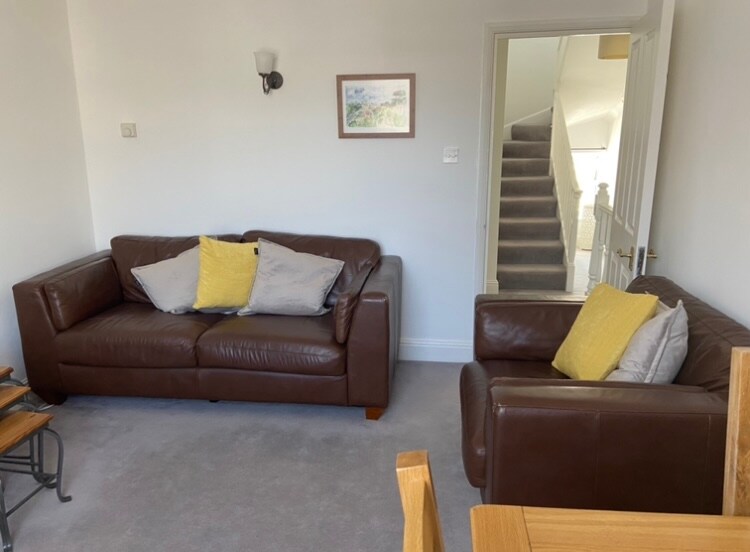 Top performing Airbnb: A Home from Home in Central Windsor. in Eton