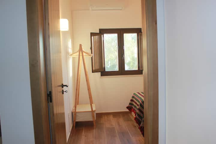 Soba s 2 kreveta za 1 osobu