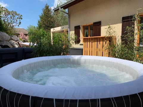 Peaceful 4* house with pool, sauna, spa