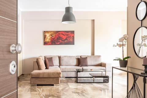 Beautiful, comfortable,recently renovated apartment!