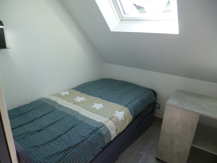 غرفة النوم 2