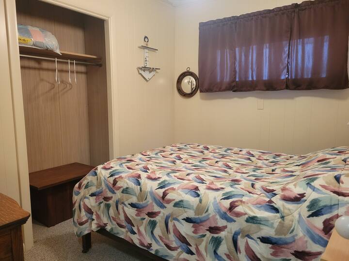 Bedroom 3 - Full Bed