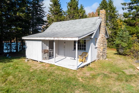 Quaint Oceanfront Island Cottage, off Bar Harbor