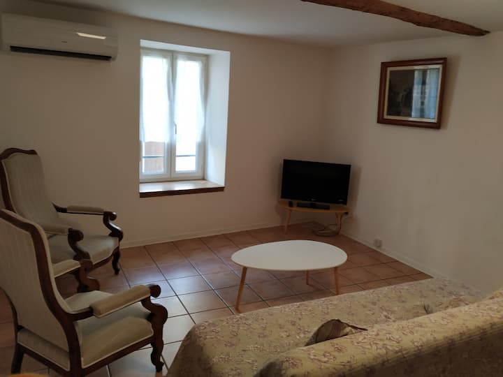 მისაღები ოთახი