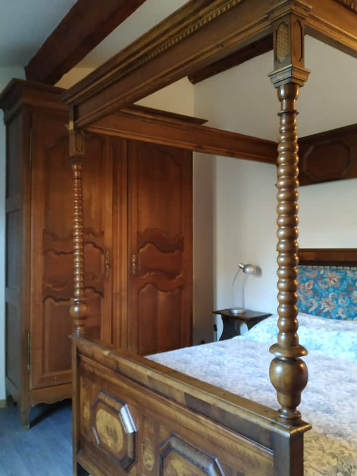 საძინებელი 2