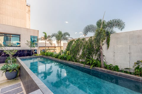 Beautiful view apartment with hotel amenities