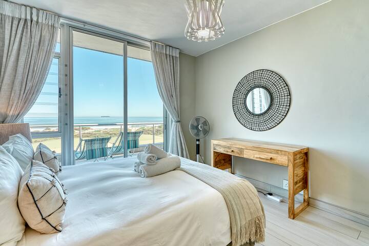 Dolphin Beach – Ocean View Apartment