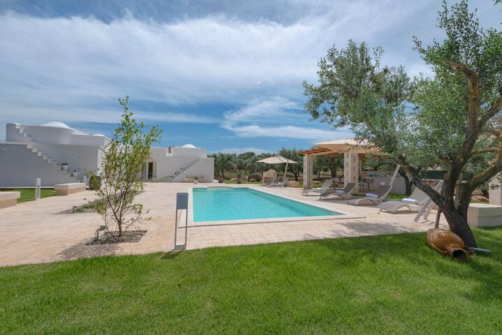 Villa Saracena – private swimming pool gallery image 5