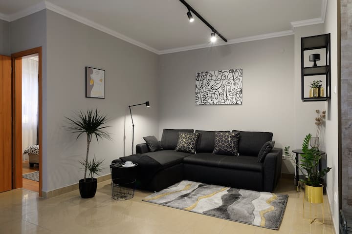 Macropolis Apartments managed Airbnb listing 1