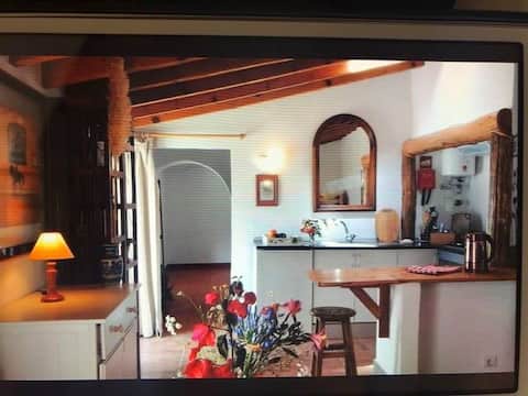 Charming Studio at Quinta das Sobralas