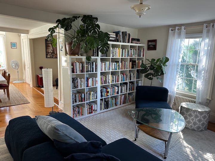 Bright And Spacious On Beauchamp Point - Rockland, ME