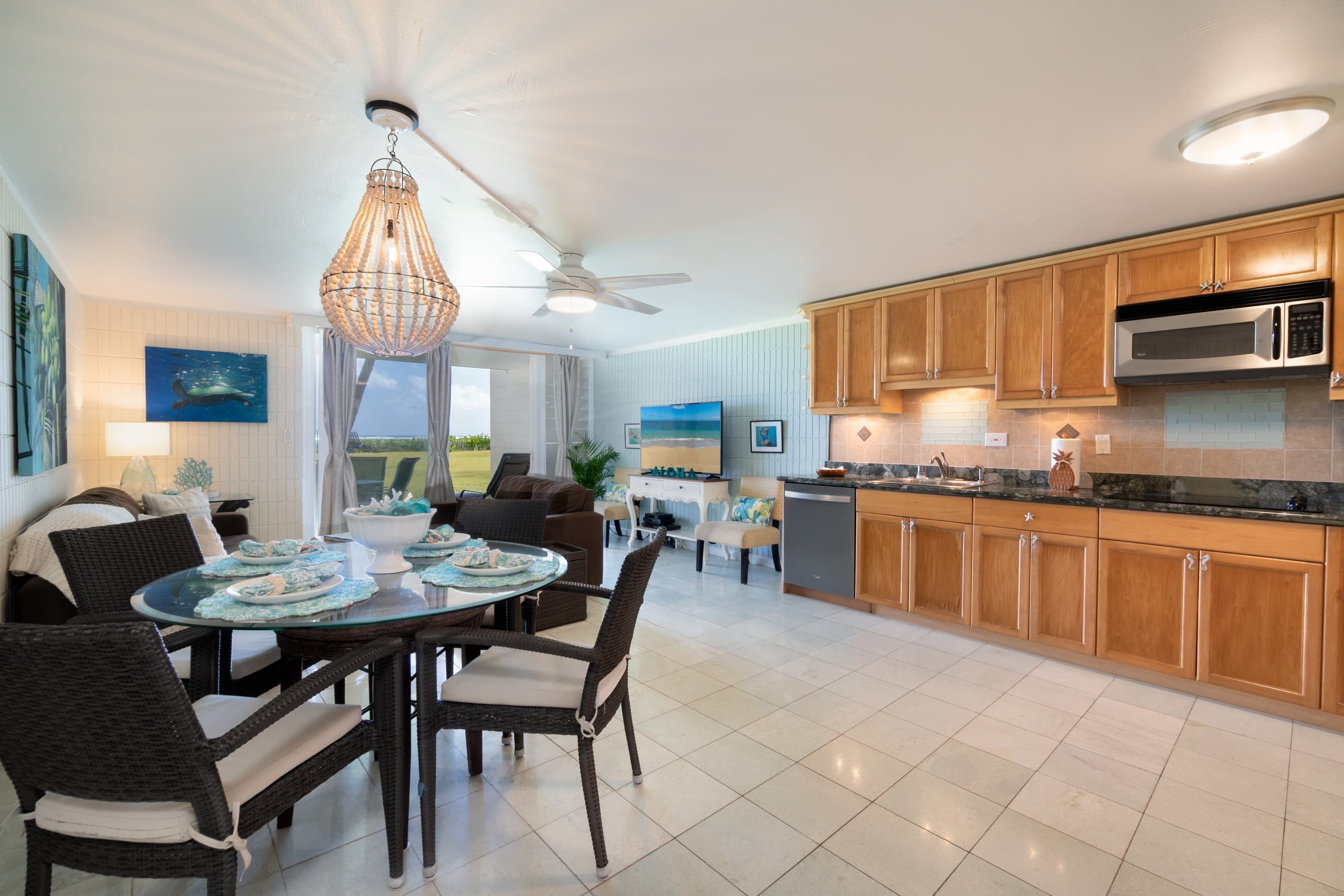 Condo in Hauula · ★4.81 · 1 bedroom · 2 beds · 1 private bath - Image 11