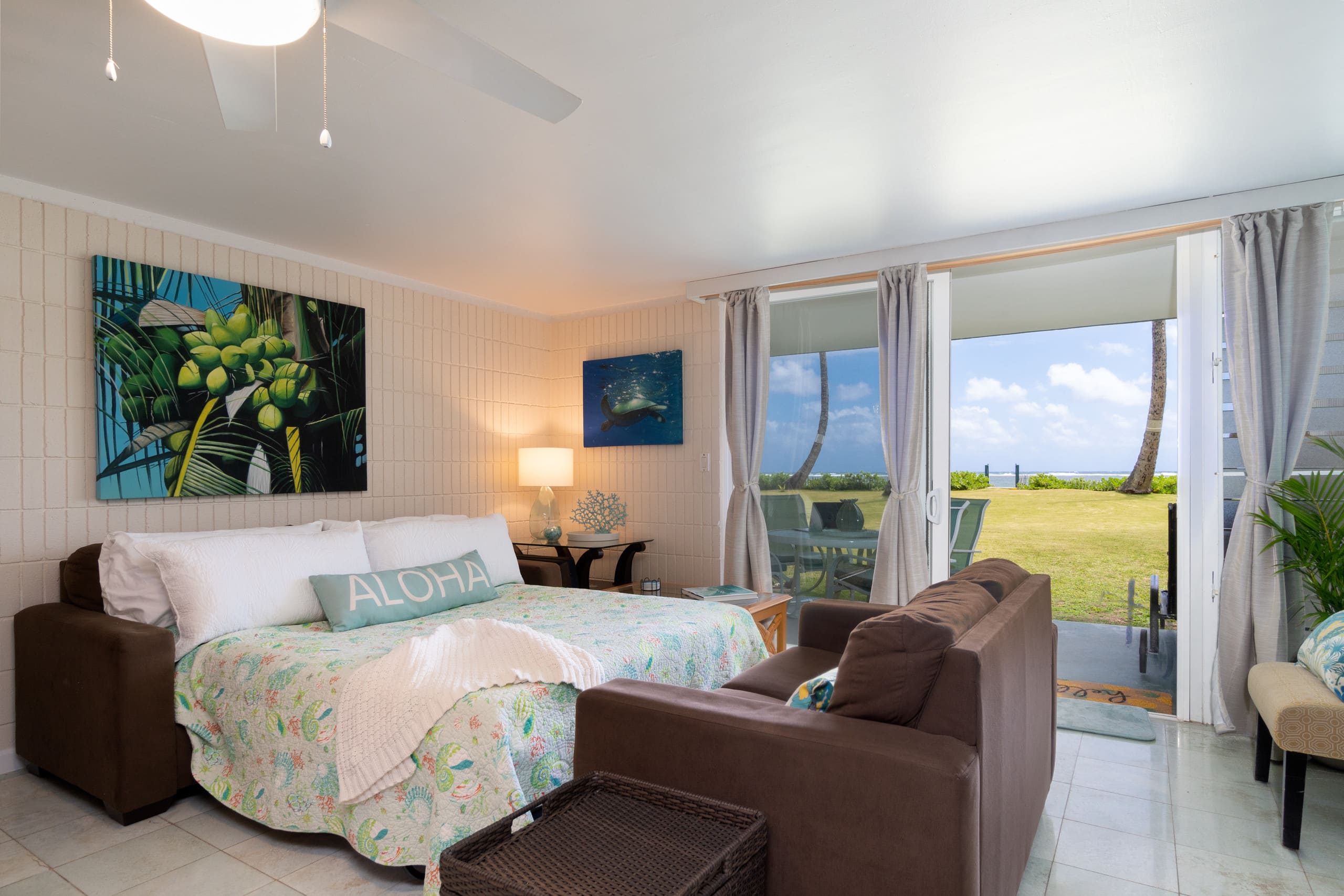Condo in Hauula · ★4.81 · 1 bedroom · 2 beds · 1 private bath - Image 2