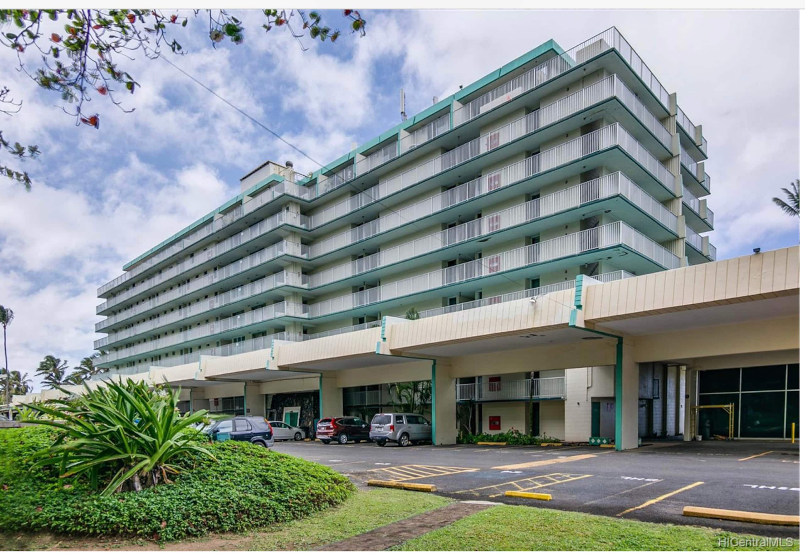 Condo in Hauula · ★4.81 · 1 bedroom · 2 beds · 1 private bath - Image 56