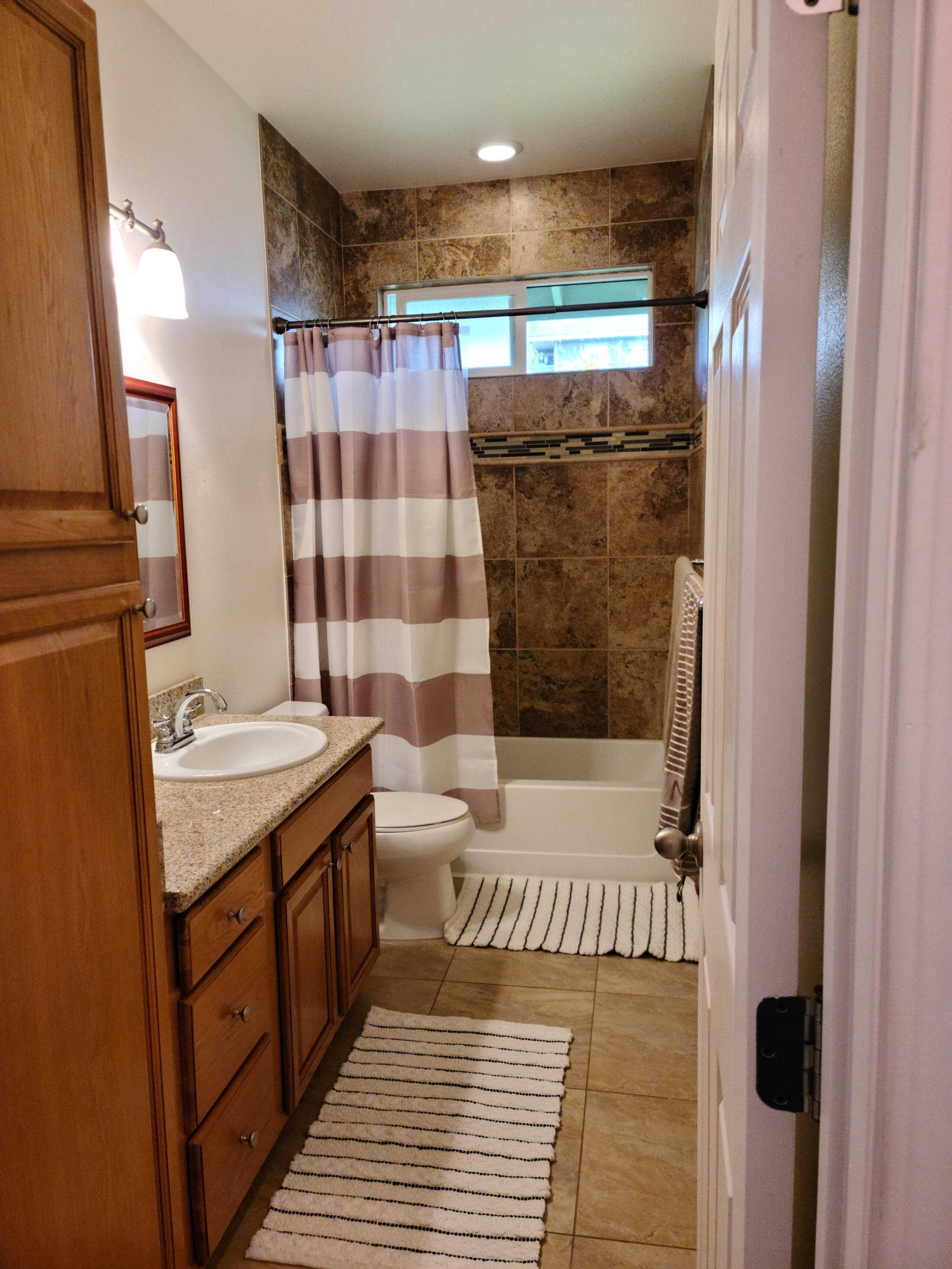 Home in Kailua-Kona · ★4.85 · 3 bedrooms · 4 beds · 2 private baths - Image 11