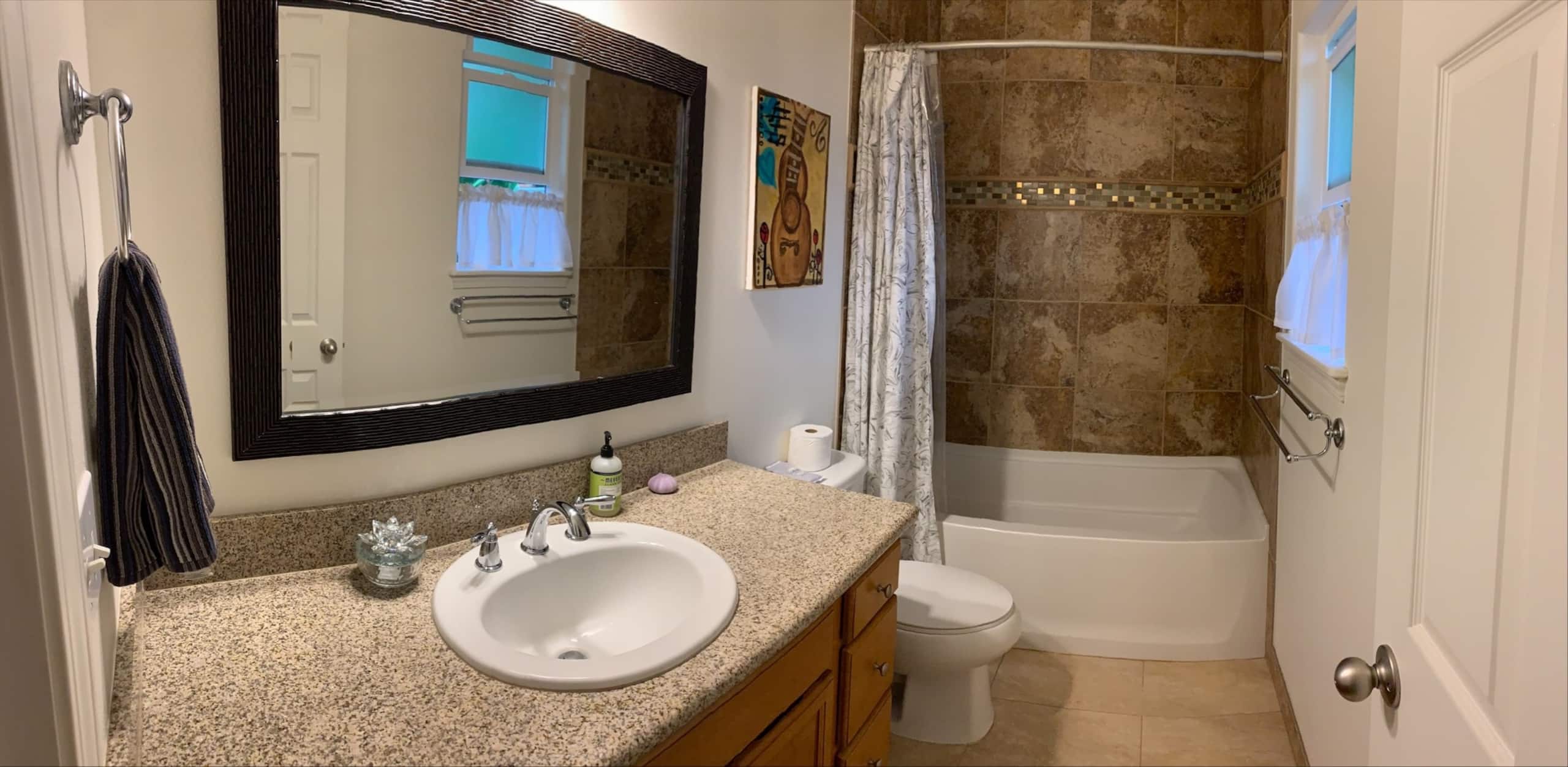 Home in Kailua-Kona · ★4.85 · 3 bedrooms · 4 beds · 2 private baths - Image 12