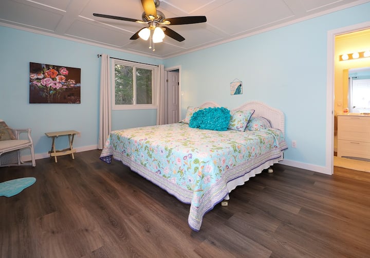 Chumba cha kulala 1 - Kitanda cha Kifalme