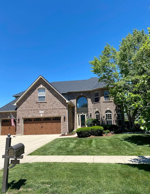 WATER FRONT LUXURY HOME WILL FEEL LIKE A RESORT!