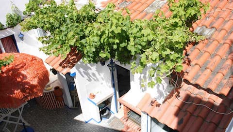 Anúncio popular: central apartment with patio & bbq em Ericeira