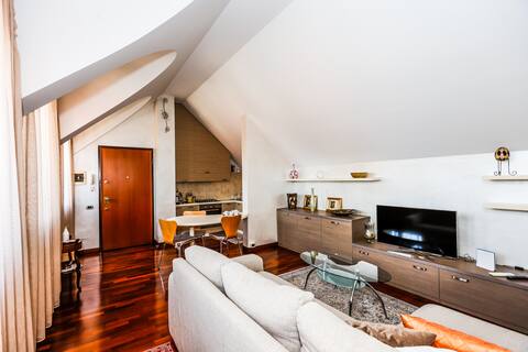 Prestigious 70 sqm near Milan/Rho Fiera/Airport