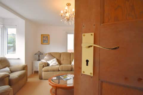 Successful Airbnb property: Sea-Renity Sidmouth, sleeps 6 in Sidmouth