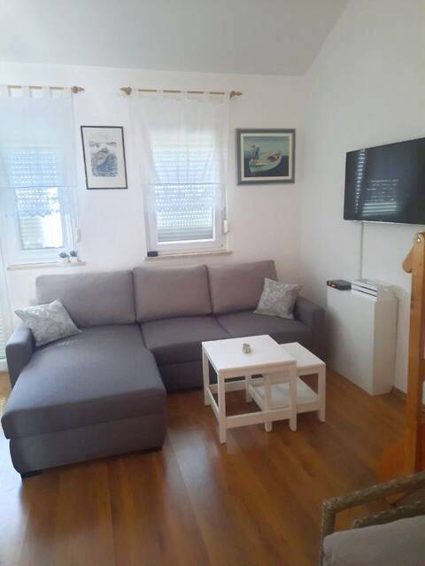 New apartment with private parking near Kamenjak