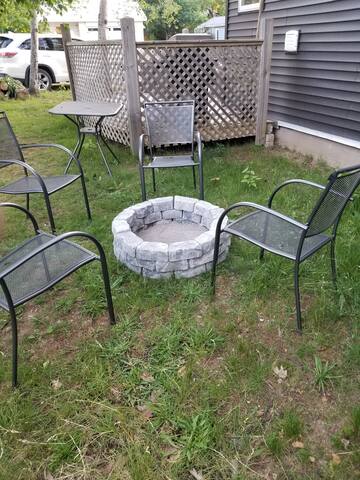 The Villa – 2-3 minute walk to the beach! gallery image 3