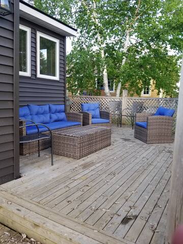 The Villa – 2-3 minute walk to the beach! gallery image 4