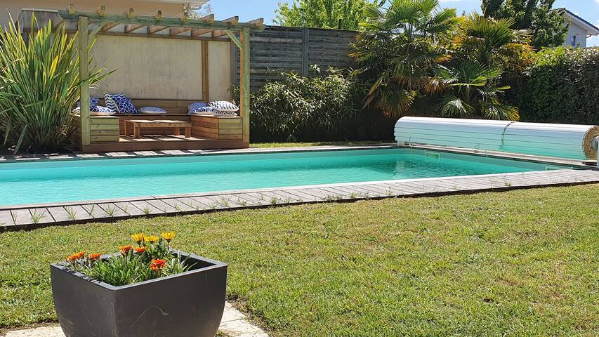 Très belle villa zen avec piscine gallery image 2