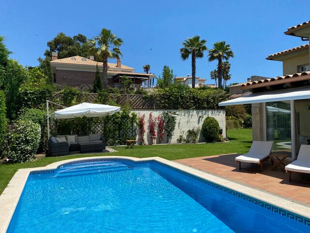 Calm Villa gallery image 4