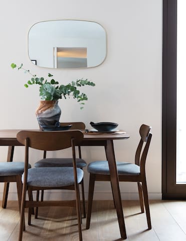 Oxford Street luxury 2 bedroom serviced apartment gallery image 2