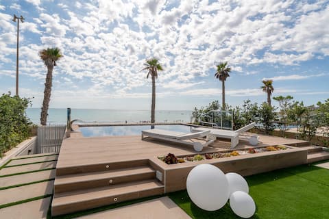 Luxury house whit sea view and private pool