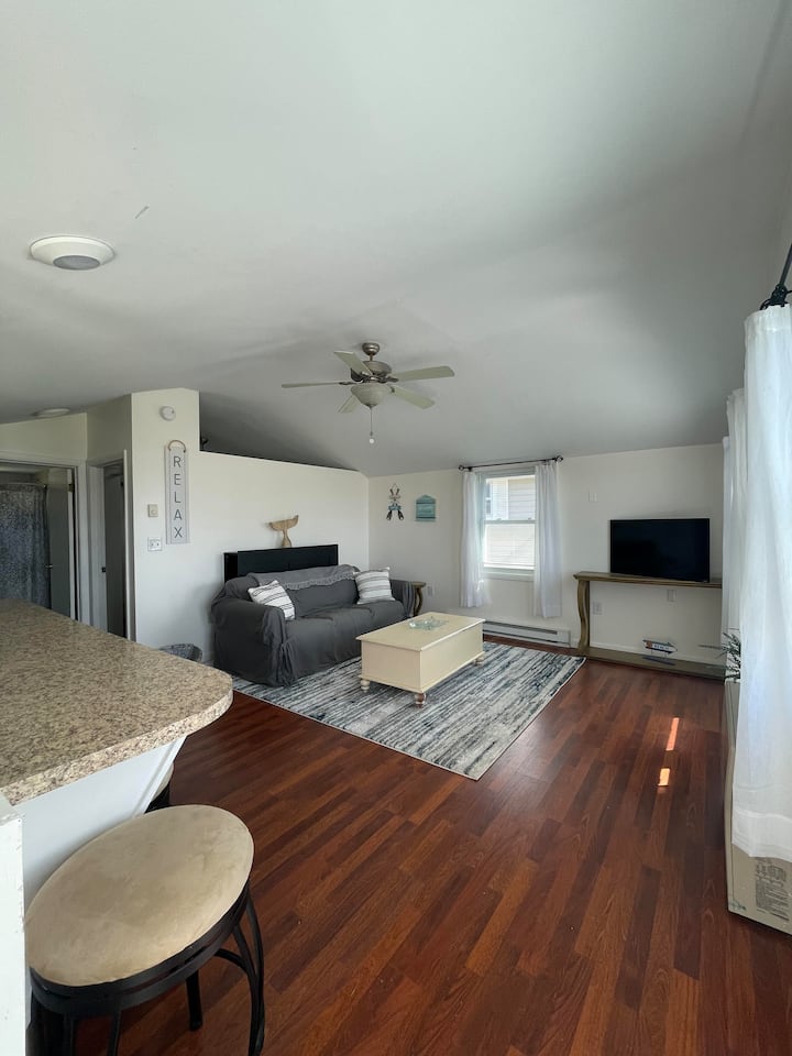 Cottage On The Lake - Burlington, VT