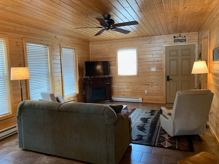 Good Vibes Bungalow In Grayling - Grayling, MI