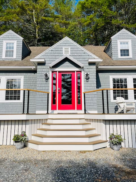 Renovated home with amazing waterfront views
