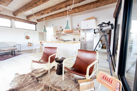 Popular Airbnb listing: Southwest Retreat- Hot Tub & Mountain Views in Ouray