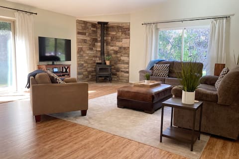 Top performing Airbnb: Coastal Oaks- 10 min to Morro Bay in Atascadero