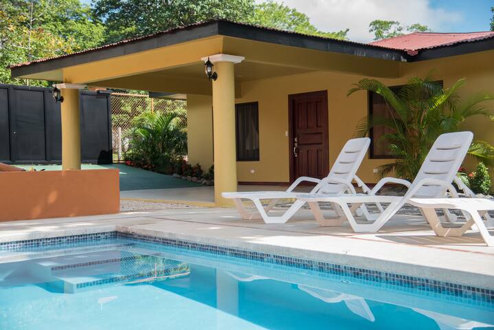 Stela House