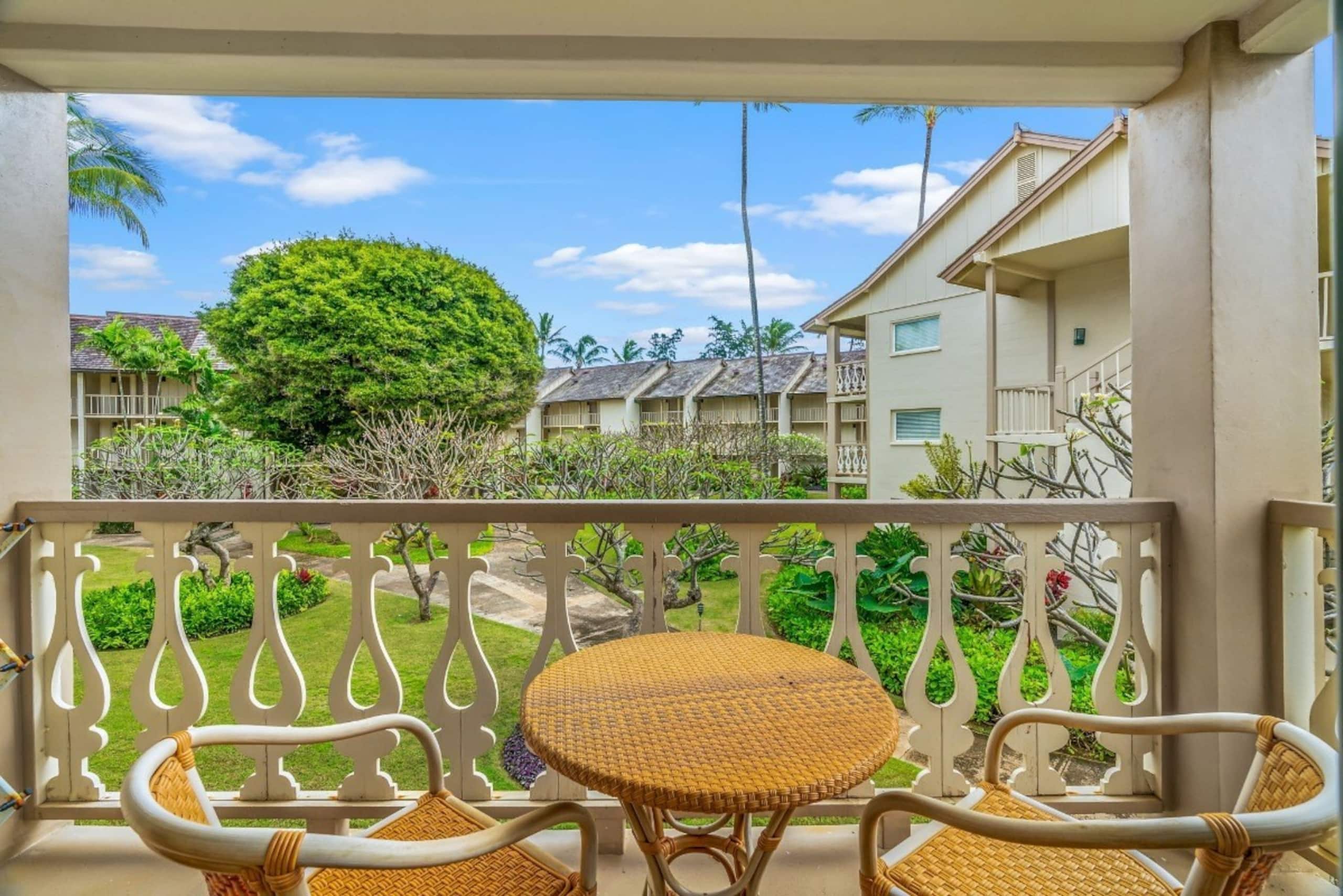 Stylish Kauai Condo on the Beach - Photo 26