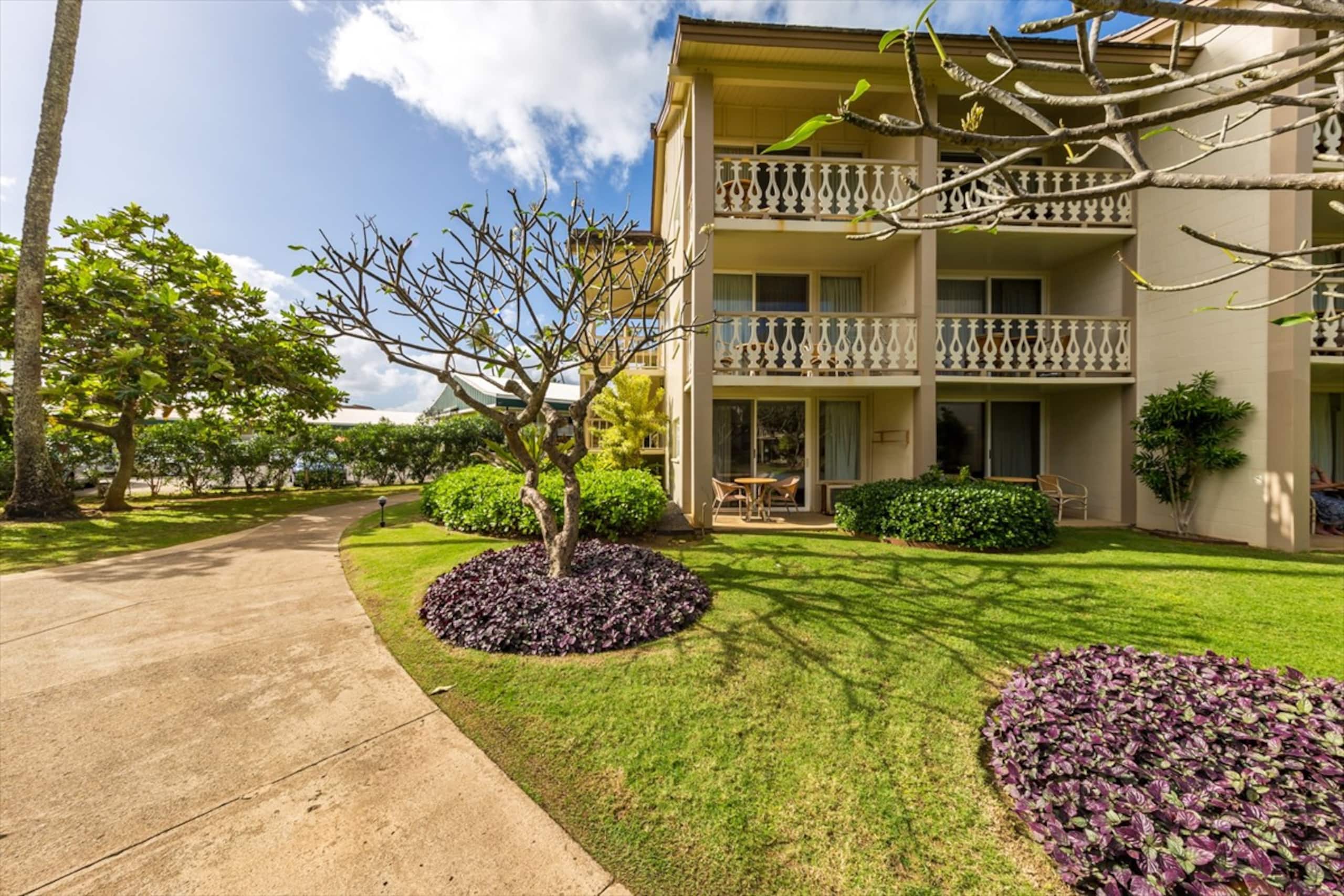 Stylish Kauai Condo on the Beach - Photo 30