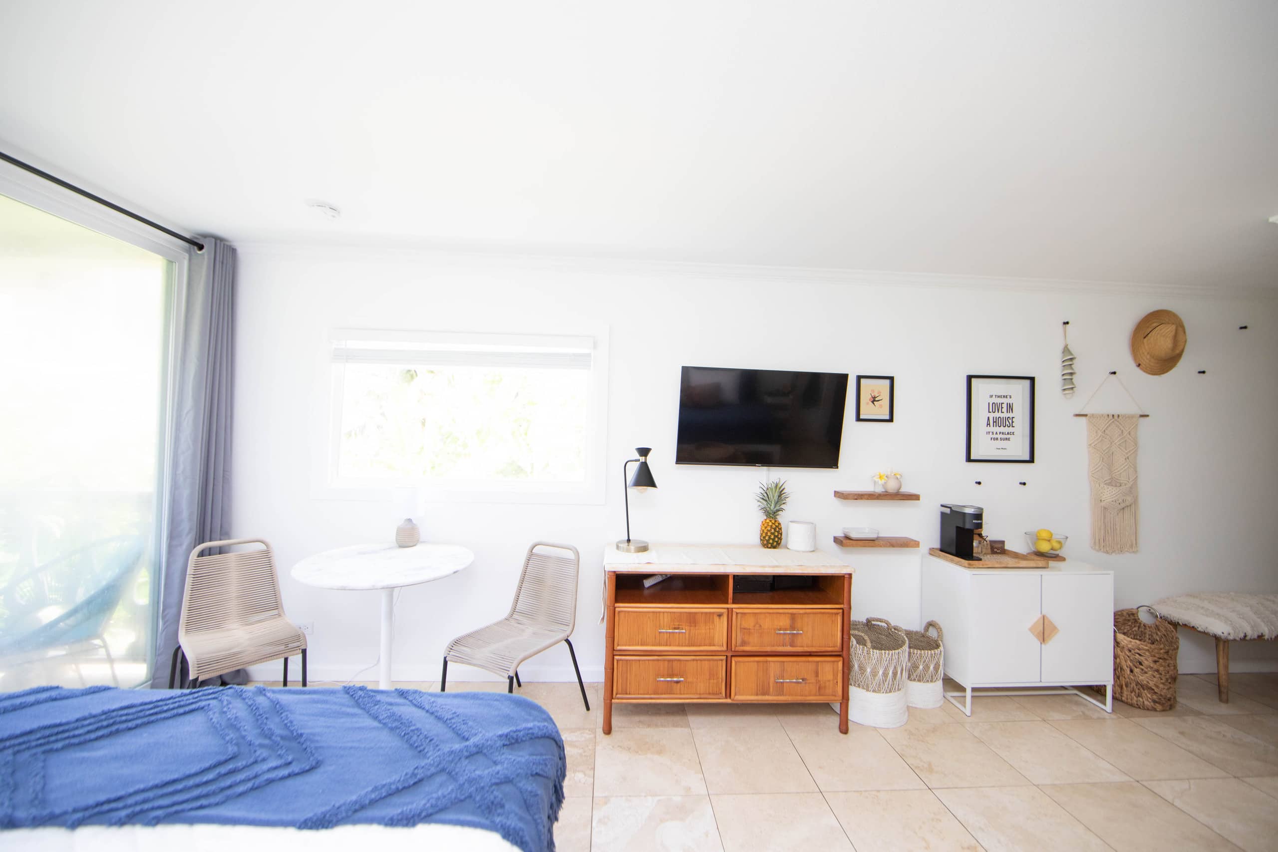 Stylish Kauai Condo on the Beach - Photo 10