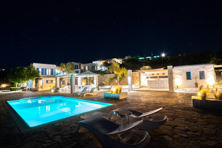 Amazing Panoramic Sunset View Villa & Private Pool gallery image 3