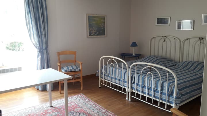 ห้อง 5: มีเตียงเดี่ยว 3 หลัง