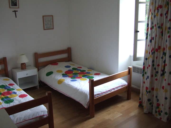 ห้องนอน 3: พร้อมเตียงเดี่ยว 2 หลัง